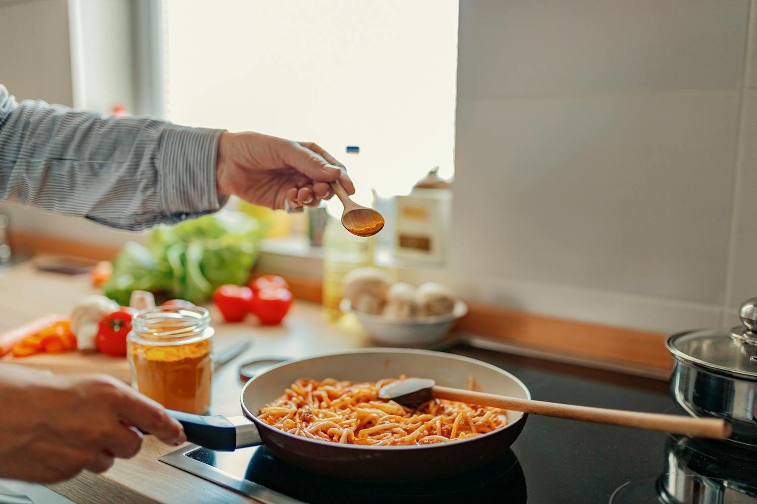 Hypertension : le curcuma peut-il vraiment faire baisser la tension ?