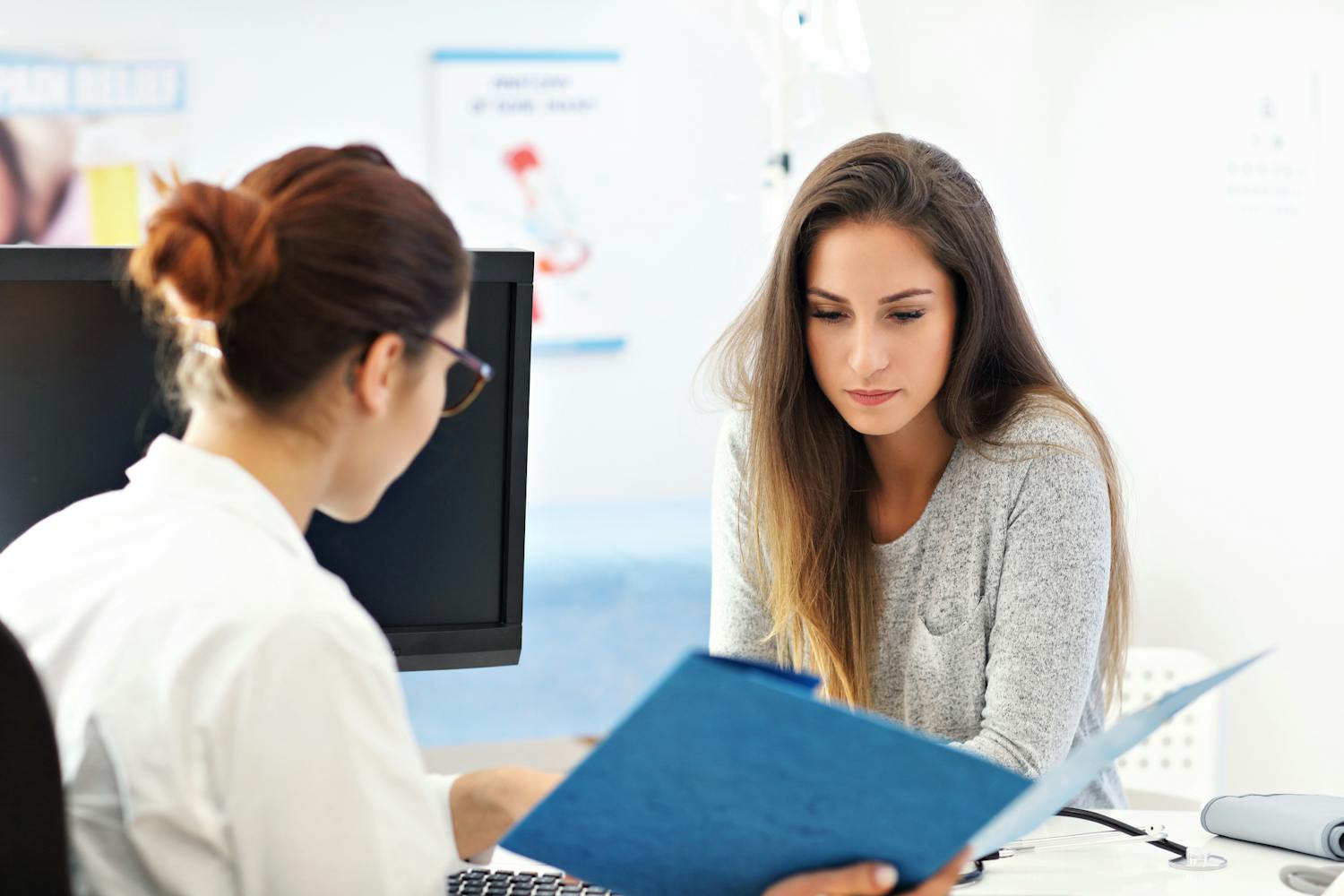 Dépistage du cancer du col de l'utérus : frottis, test HPV, quand et à quelle fréquence les faire ?