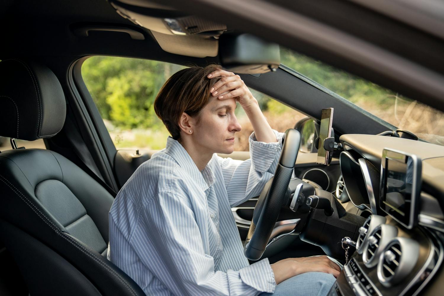Peur de conduire après un accident : causes, symptômes et solutions pour reprendre le volant